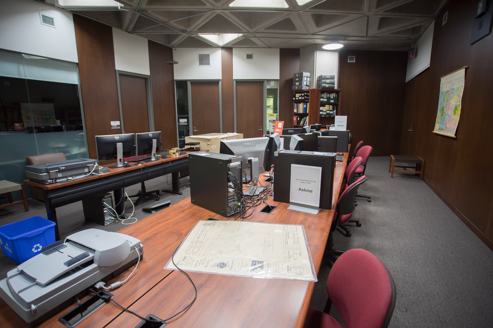 Map & Data Consultation Area