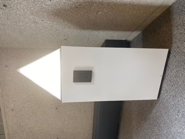 Light therapy lamp located in 4th floor Reading Room of Robarts Library